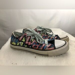 Girls Pink & Blue Airwalk Shoes / Runners. Size 7.